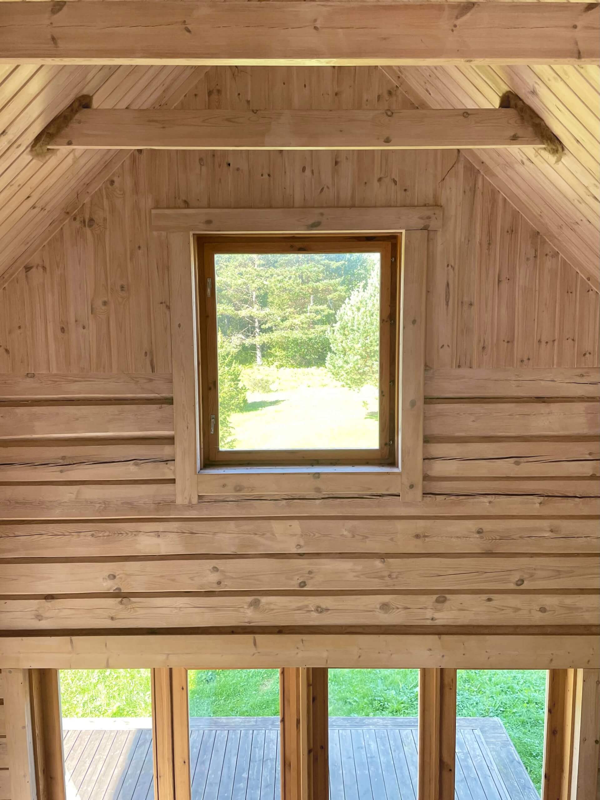 Skandinaavia log house